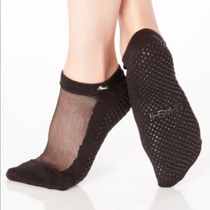 Shashi classic mesh socks